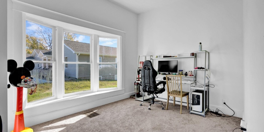 624 15th Street, Bedford, Indiana 47421,MLS,202544965