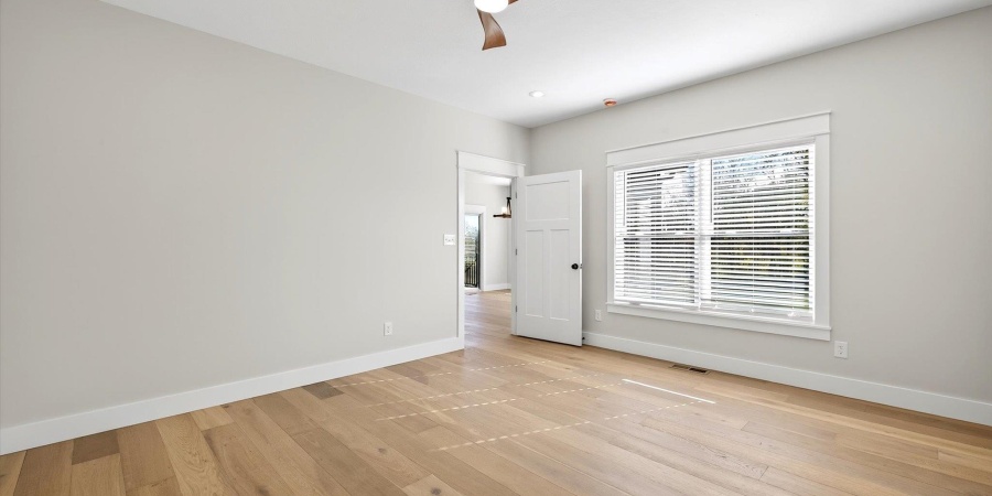 724 E Crestline Drive, Bloomington, Indiana 47401,MLS,202545004