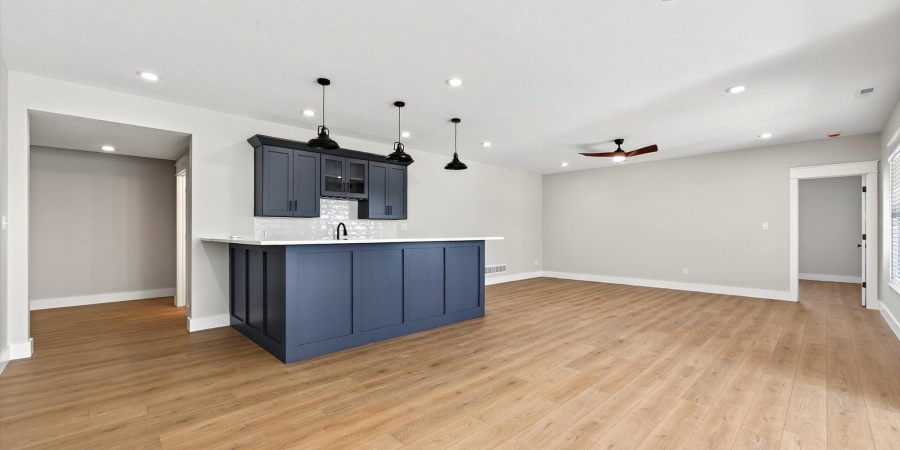 724 E Crestline Drive, Bloomington, Indiana 47401,MLS,202545004