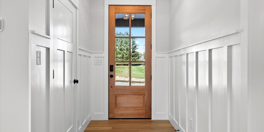 724 E Crestline Drive, Bloomington, Indiana 47401,MLS,202545004