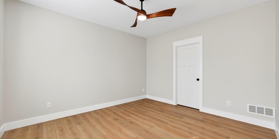 724 E Crestline Drive, Bloomington, Indiana 47401,MLS,202545004