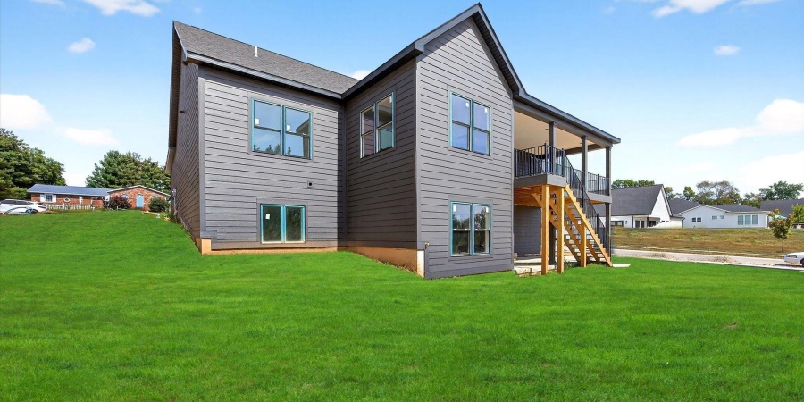 724 E Crestline Drive, Bloomington, Indiana 47401,MLS,202545004