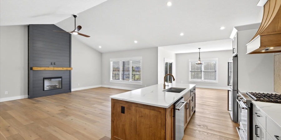 724 E Crestline Drive, Bloomington, Indiana 47401,MLS,202545004