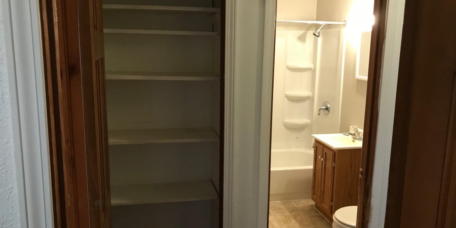 600 W Cherokee Drive, Bloomington, Indiana 47403,MLS,202545007