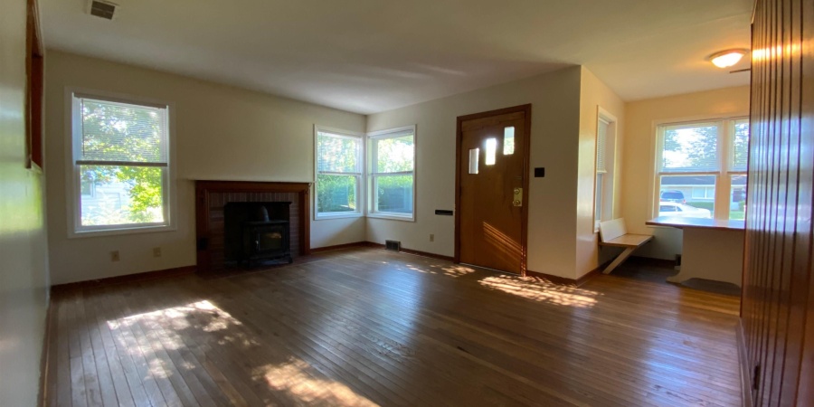 2415 E 4th Street, Bloomington, Indiana 47408,MLS,202545009