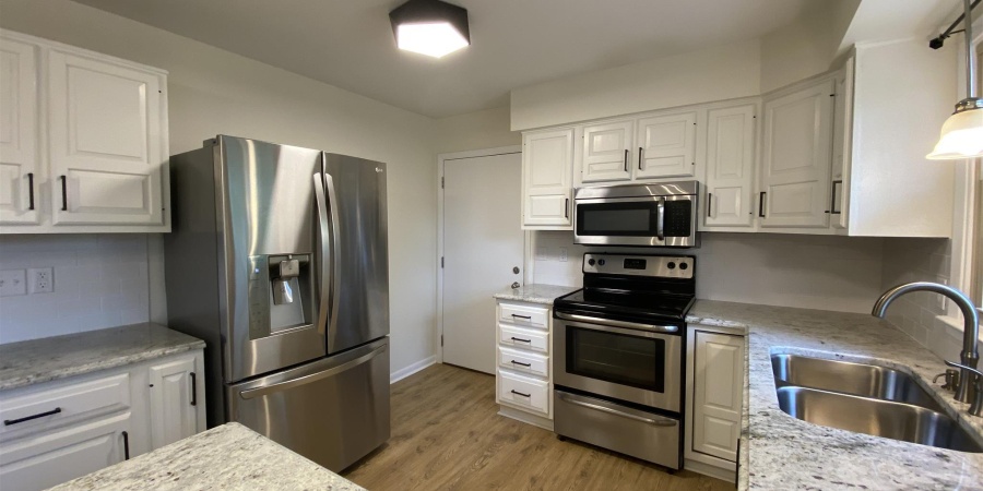 1100 E Prairie Drive, Bloomington, Indiana 47408,MLS,202545018