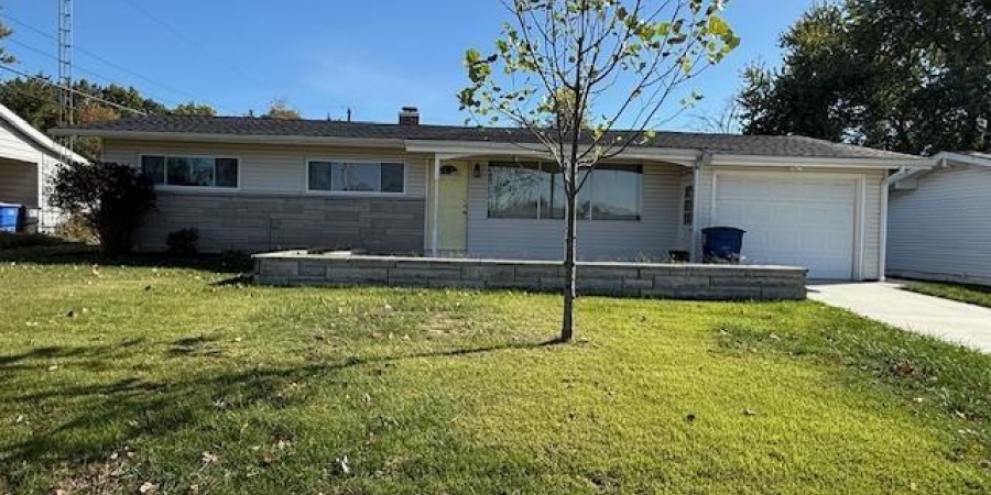 210 Shawnee Drive, Bedford, Indiana 47421,MLS,202545017