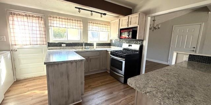 210 Shawnee Drive, Bedford, Indiana 47421,MLS,202545017