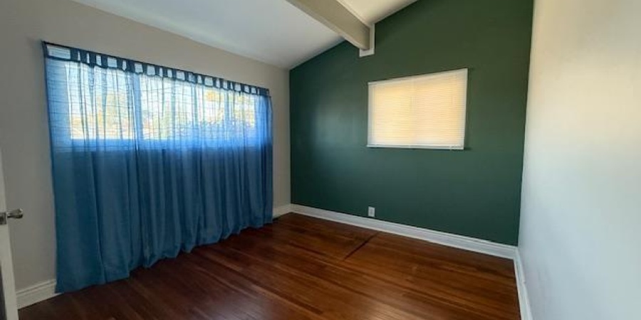 210 Shawnee Drive, Bedford, Indiana 47421,MLS,202545017