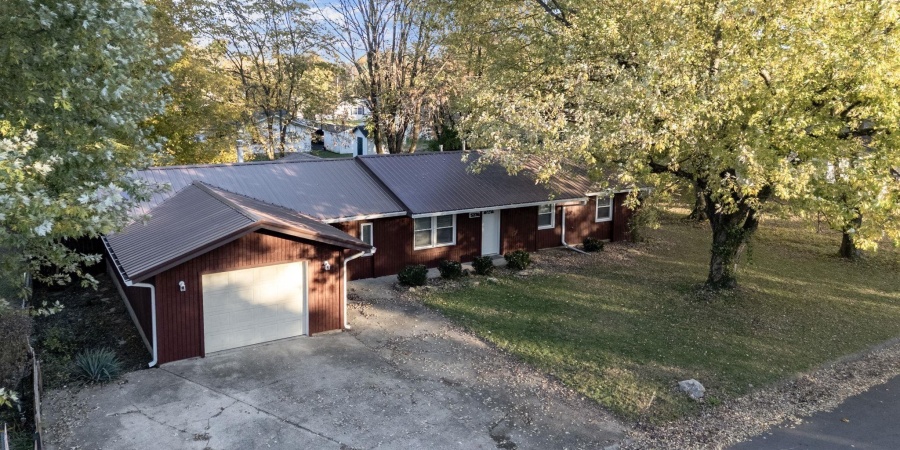 5236 N Terry Court, Ellettsville, Indiana 47429,MLS,202545048