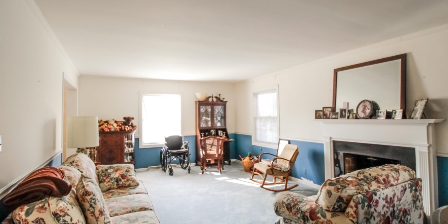 7 Mapleton Drive, Bedford, Indiana 47421-3436,MLS,202545160