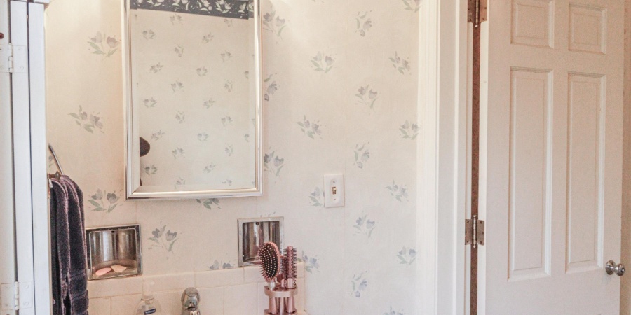 7 Mapleton Drive, Bedford, Indiana 47421-3436,MLS,202545160