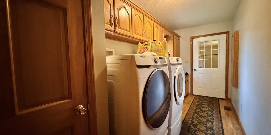 80 SE 12TH Street, Linton, Indiana 47441,MLS,202545166