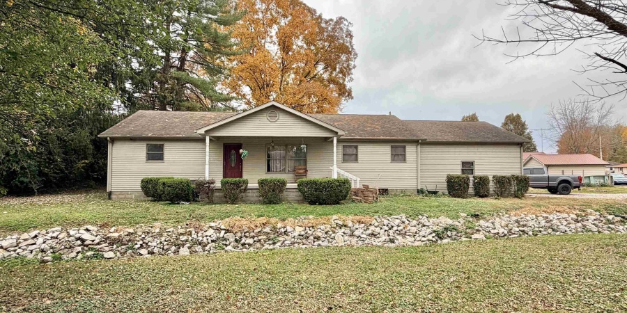 80 SE 12TH Street, Linton, Indiana 47441,MLS,202545166