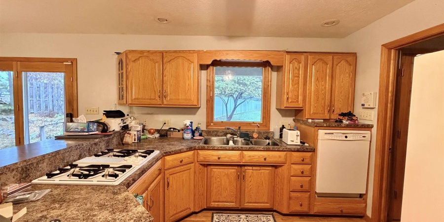 80 SE 12TH Street, Linton, Indiana 47441,MLS,202545166