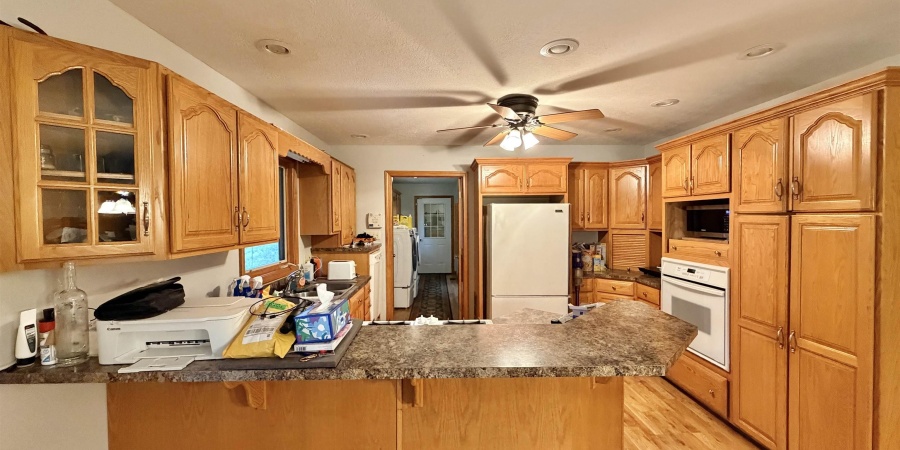 80 SE 12TH Street, Linton, Indiana 47441,MLS,202545166