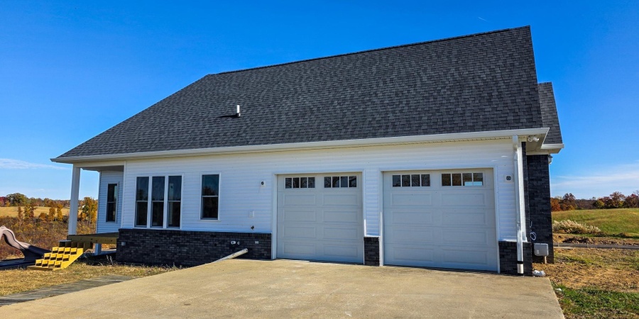 8247 E State Road 54, Bloomfield, Indiana 47424,MLS,202545167