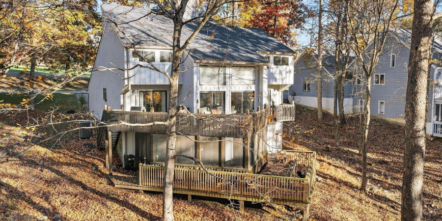 9428 S Harbour Pointe Drive, Bloomington, Indiana 47401,MLS,202545168