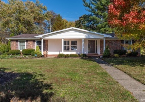 409 E Woodridge Drive, Bloomington, Indiana 47408,MLS,202545175