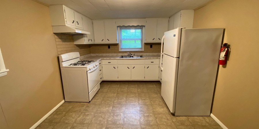 3274 E Moores Pike, Bloomington, Indiana 47401,MLS,202545225