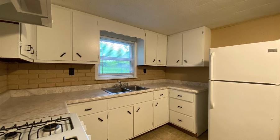 3274 E Moores Pike, Bloomington, Indiana 47401,MLS,202545225