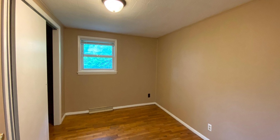 3274 E Moores Pike, Bloomington, Indiana 47401,MLS,202545225