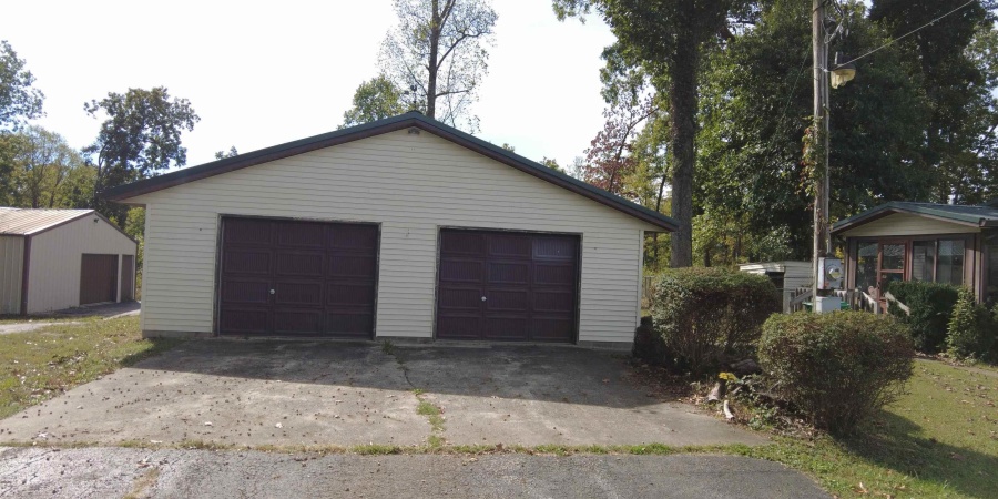 10056 E State Road 54 Highway, Bloomfield, Indiana 47424,MLS,202542680