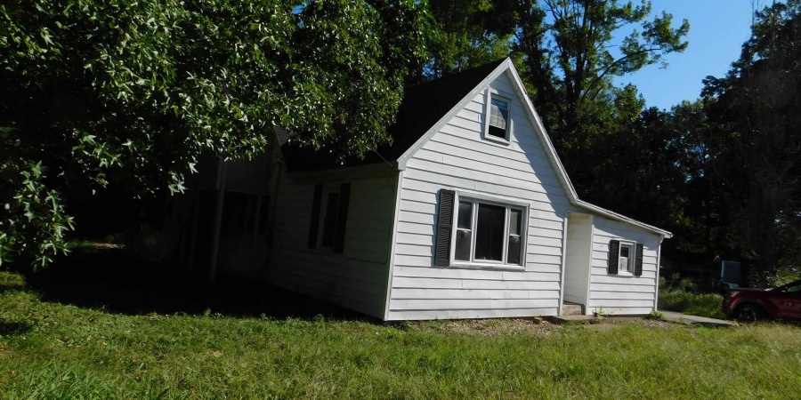 685 Base Road, Linton, Indiana 47441,MLS,202545446