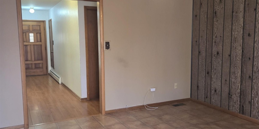 1605 E Woodland Drive, Bloomington, Indiana 47408,MLS,202545486