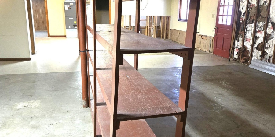 1605 E Woodland Drive, Bloomington, Indiana 47408,MLS,202545486