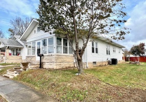 1414 R Street, Bedford, Indiana 47421,MLS,202545488