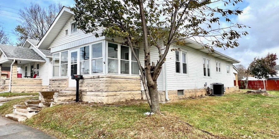 1414 R Street, Bedford, Indiana 47421,MLS,202545488