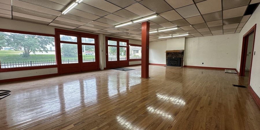 322 W 3rd Street, Bloomington, Indiana 47404,MLS,202545552