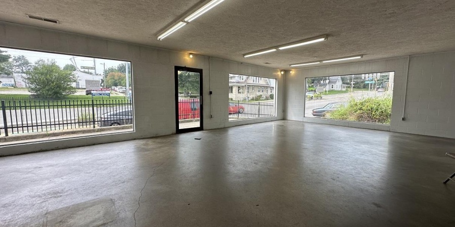 322 W 3rd Street, Bloomington, Indiana 47404,MLS,202545552