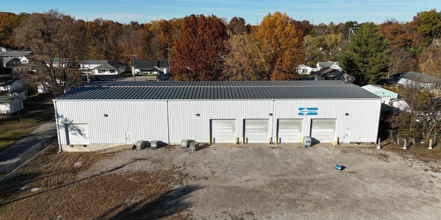 2404 U Street, Bedford, Indiana 47421,MLS,202545553