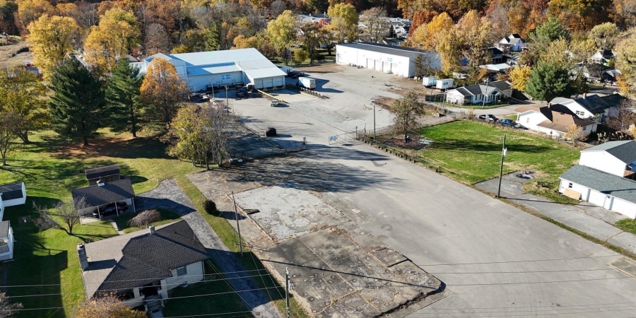 2404 U Street, Bedford, Indiana 47421,MLS,202545553