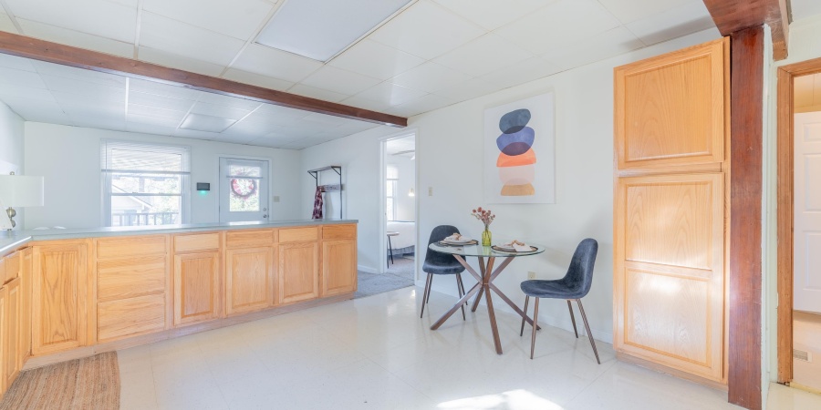 944 N Jackson Street, Bloomington, Indiana 47404-3430,MLS,202545524