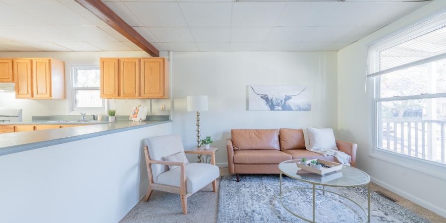 944 N Jackson Street, Bloomington, Indiana 47404-3430,MLS,202545524