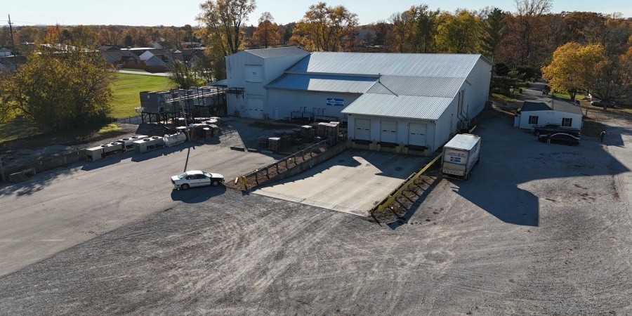 2404 U Street, Bedford, Indiana 47421,MLS,202545563