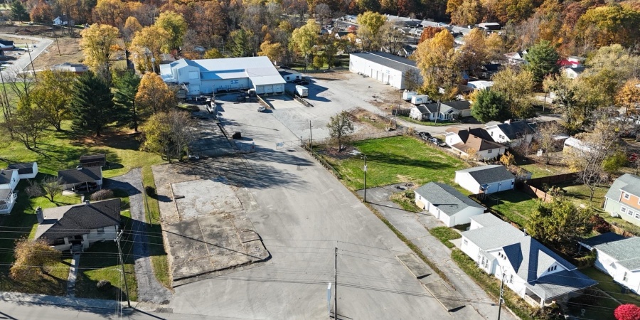 2404 U Street, Bedford, Indiana 47421,MLS,202545563