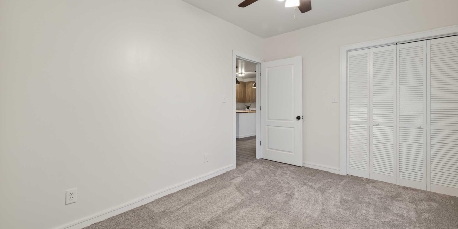 607 W Warren St - Units A & B, Mitchell, Indiana 47446,MLS,202545621