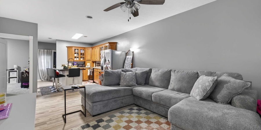 607 W Warren St - Units A & B, Mitchell, Indiana 47446,MLS,202545621