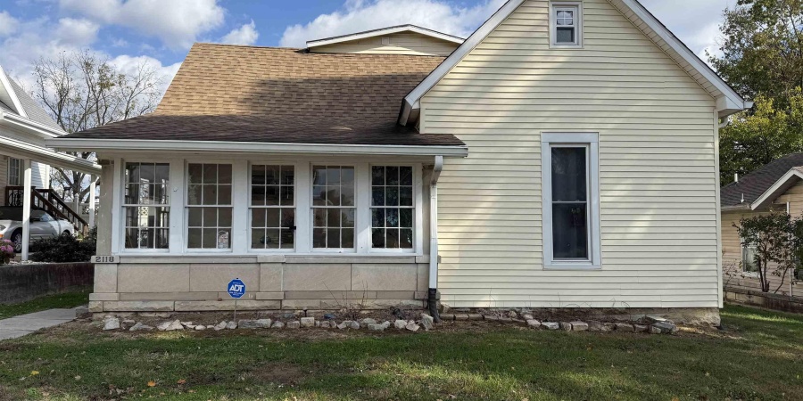 2118 I Street, Bedford, Indiana 47421,MLS,202545594