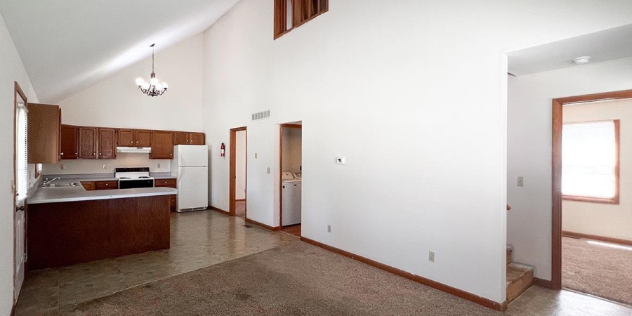 2304 E 8th Street, Bloomington, Indiana 47408,MLS,202545706