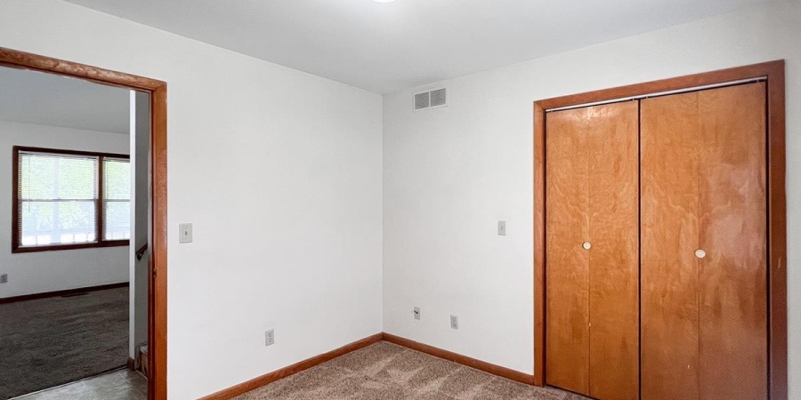 2304 E 8th Street, Bloomington, Indiana 47408,MLS,202545706