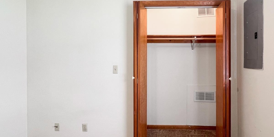 2304 E 8th Street, Bloomington, Indiana 47408,MLS,202545706