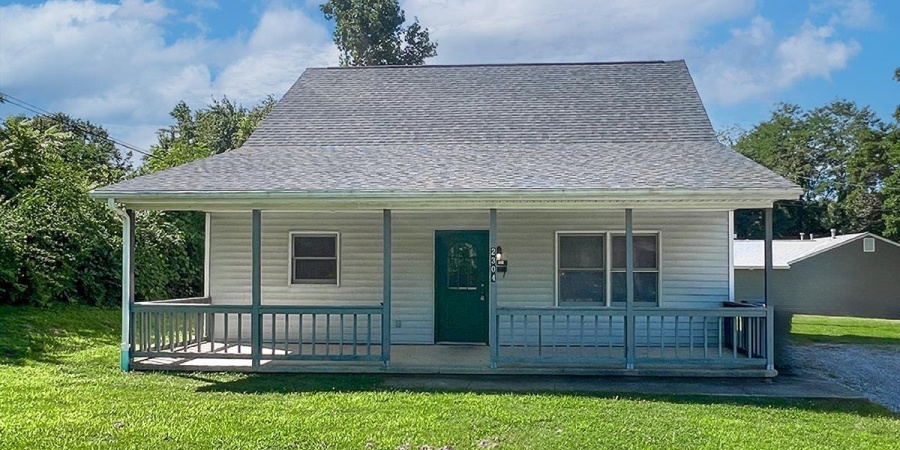 2304 E 8th Street, Bloomington, Indiana 47408,MLS,202545706