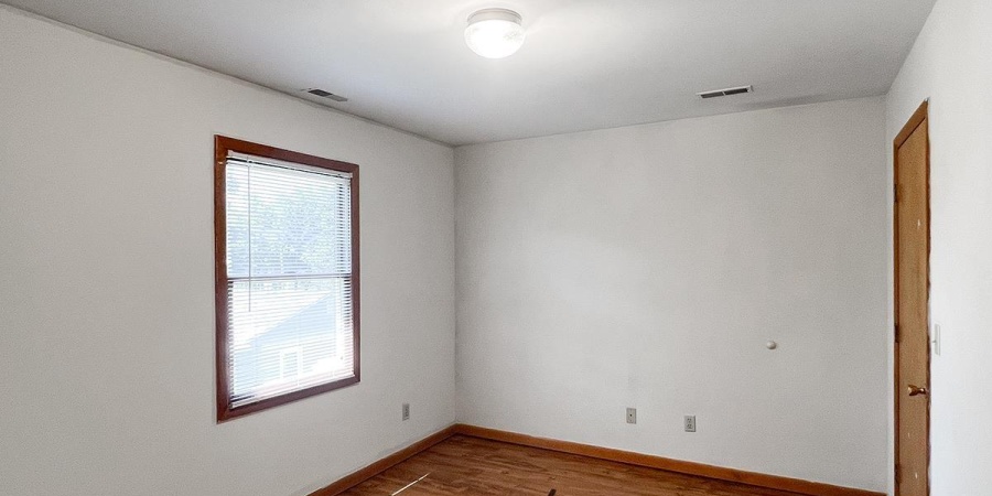 2304 E 8th Street, Bloomington, Indiana 47408,MLS,202545706