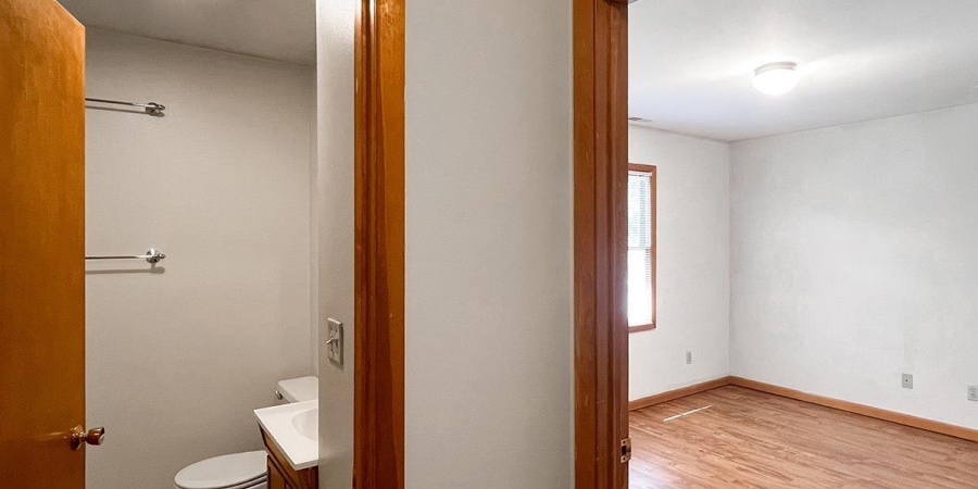 2304 E 8th Street, Bloomington, Indiana 47408,MLS,202545706