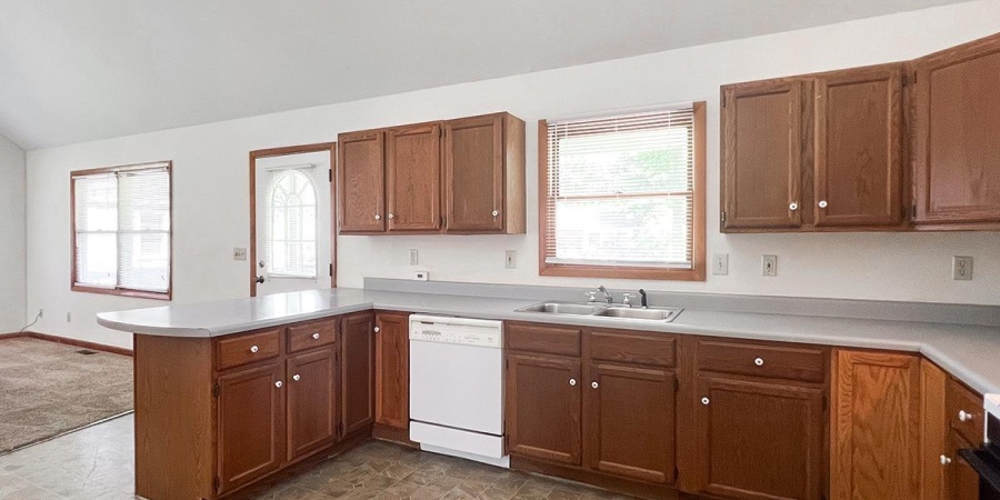 2304 E 8th Street, Bloomington, Indiana 47408,MLS,202545706